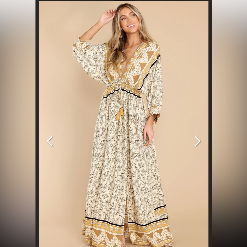 Flowy Multi Print Dress 🤎